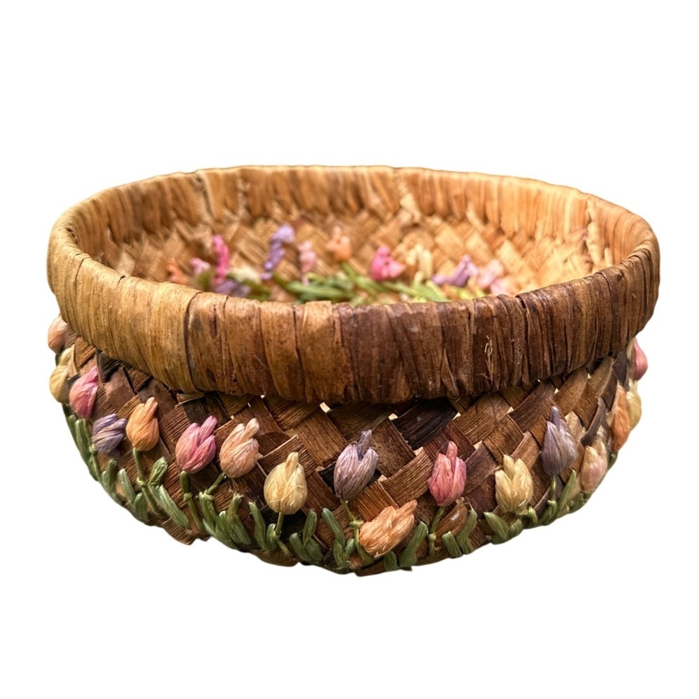 Vintage Woven Straw Basket with Raffia Tulip Floral Embroidery Boho grannycore